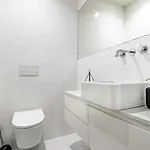 Luxury In The Art District By Innkeeper شقة بورتو