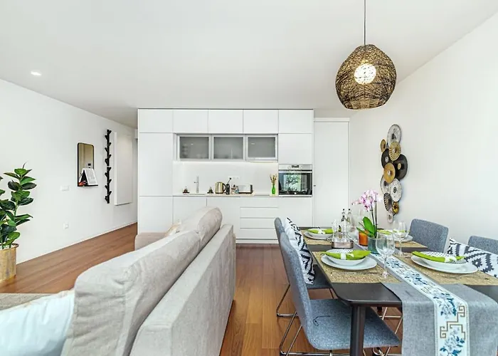 Luxury In The Art District By Innkeeper